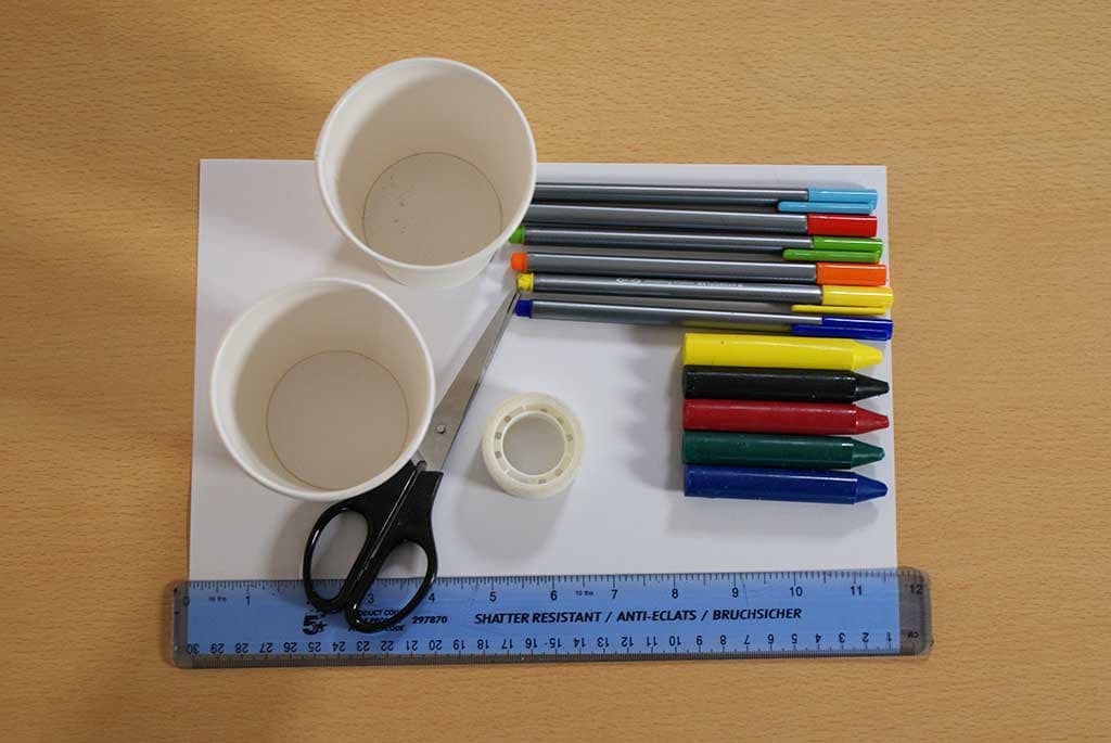 Paper trophy craft equipment