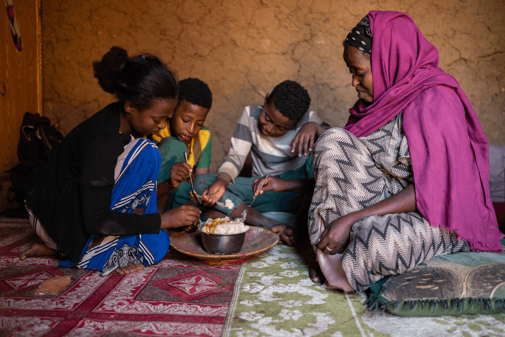 Samiya, Feven, Retta and Girma from Ethiopia